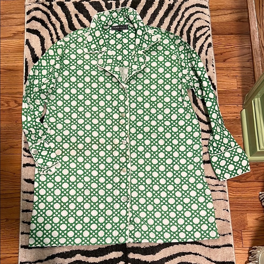 Green and White Patterned sleep shirt
